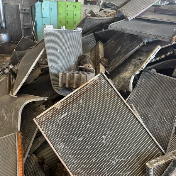 Aluminium radiator scrap