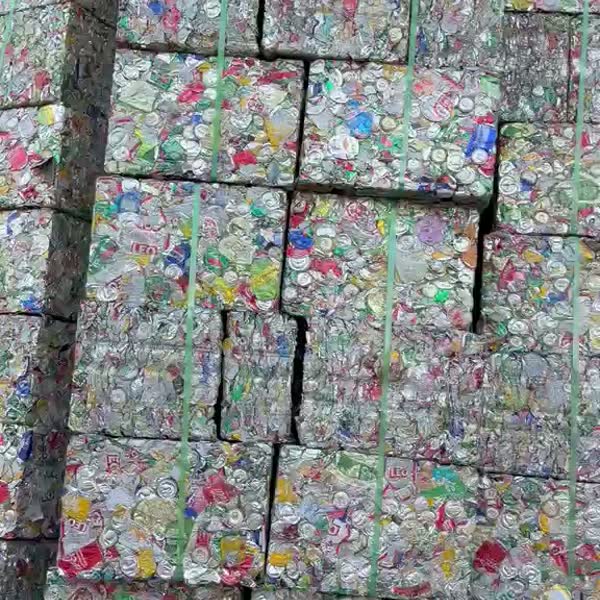 Video: UBC bale stacks
